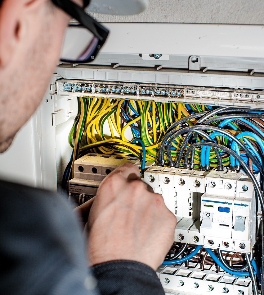 ELECTRICAL SERVICES IN ROMFORD